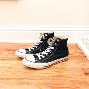 Black High-top Converse - Size 7
